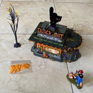 Dept. 56 Halloween Snow Village Black Cat Diner Gift Set #55319